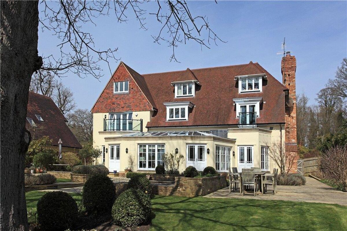 house for sale in Holmewood Ridge, Langton Green, Tunbridge Wells, Kent