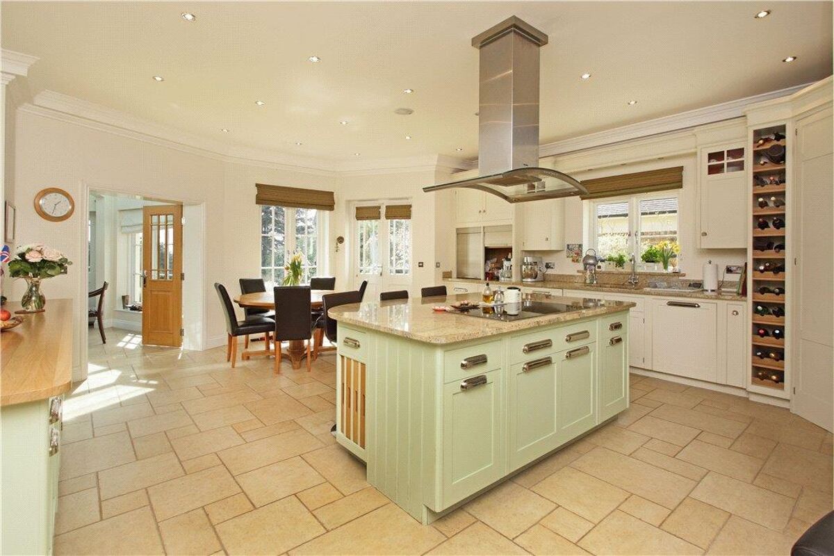 house for sale in Holmewood Ridge, Langton Green, Tunbridge Wells, Kent
