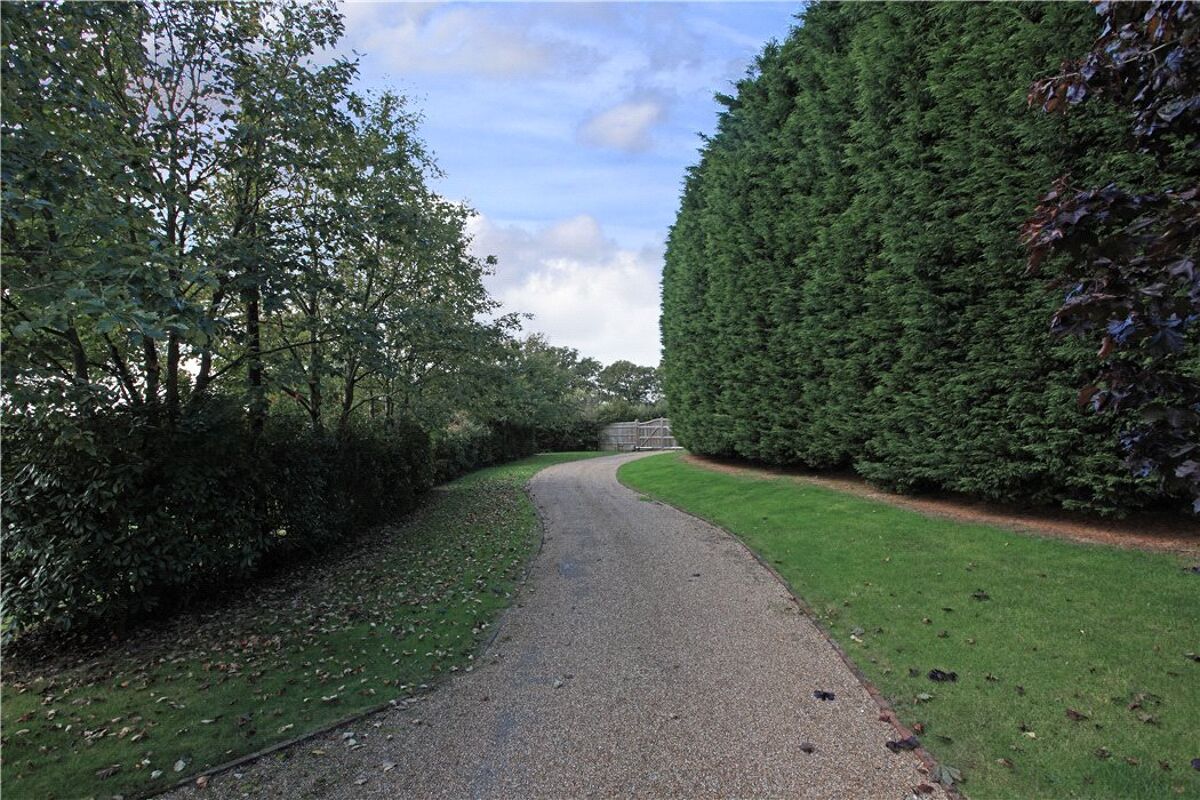 house for sale in Rye Road, Boxhurst, Sandhurst, Cranbrook, Kent, TN18