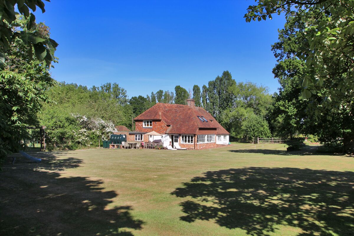 house for sale in Bull Lane, Bethersden, Ashford, Kent, TN26