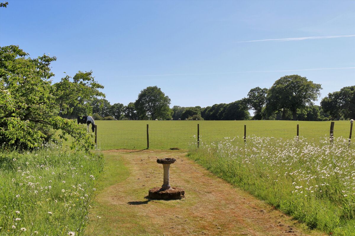 house for sale in Bull Lane, Bethersden, Ashford, Kent, TN26