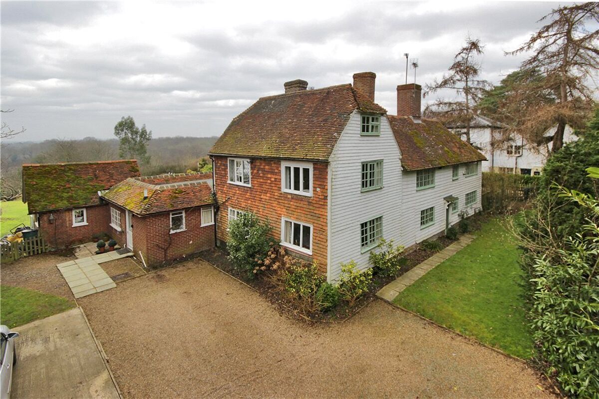 house for sale in High Street, Hawkhurst, Cranbrook, Kent, TN18