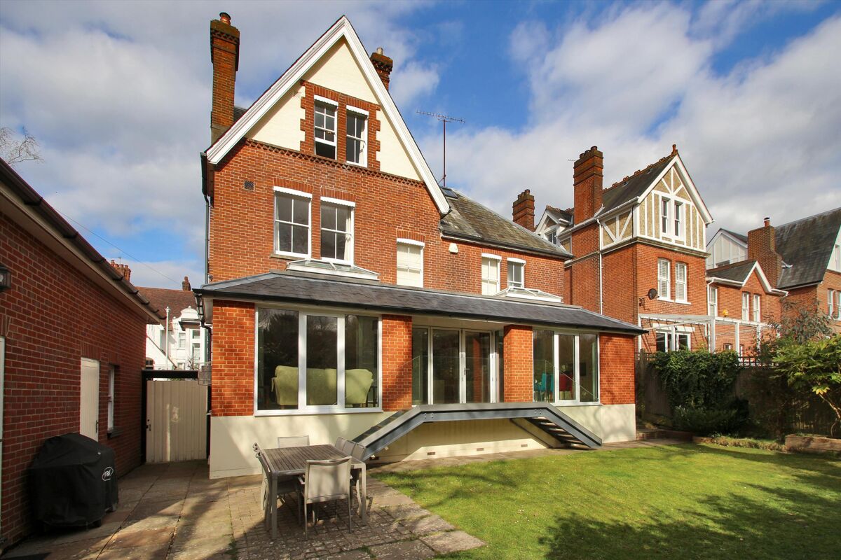 house for sale in Molyneux Park Road, Tunbridge Wells, Kent, TN4