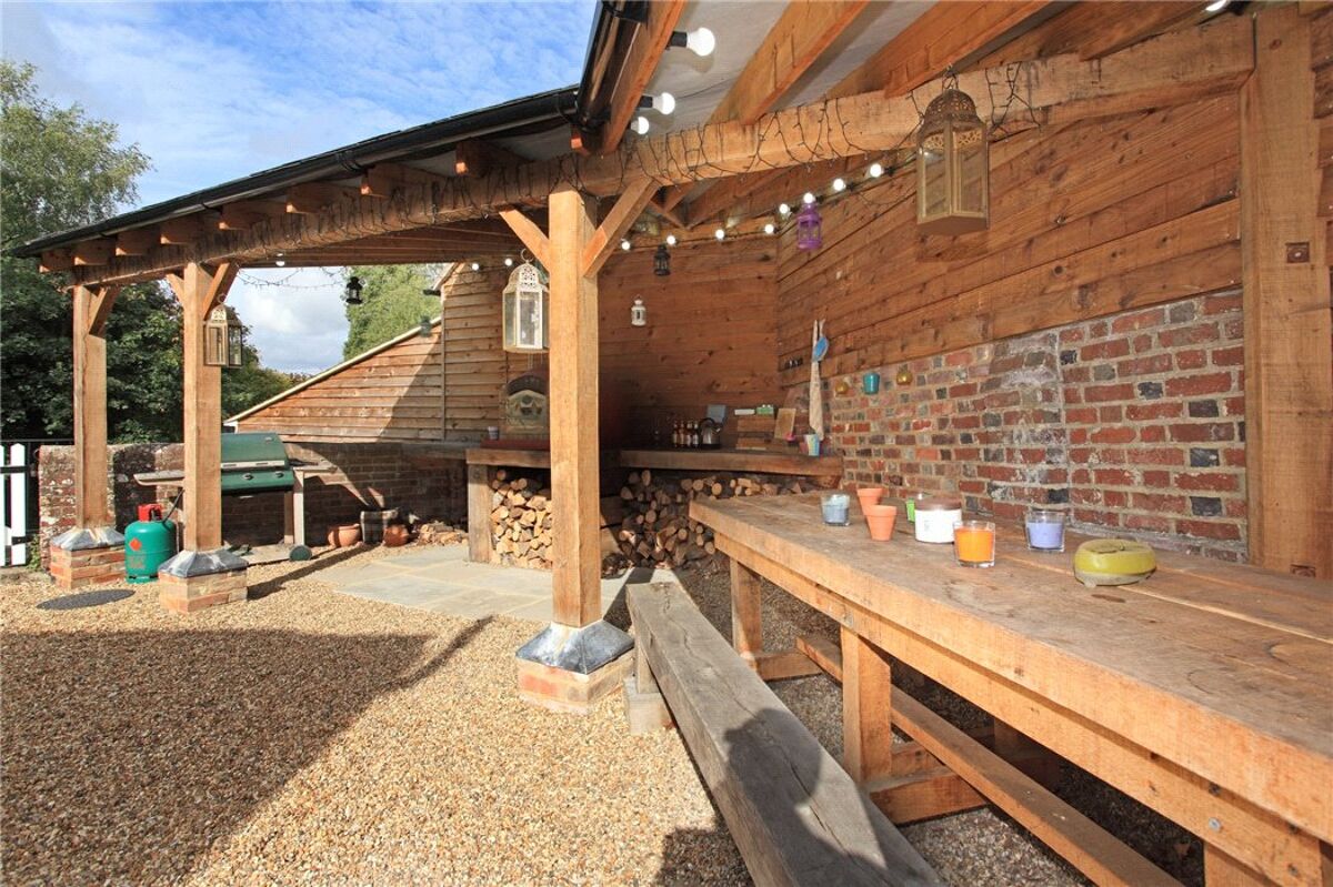 house for sale in Smiths Hill, West Farleigh, Maidstone, Kent, ME15