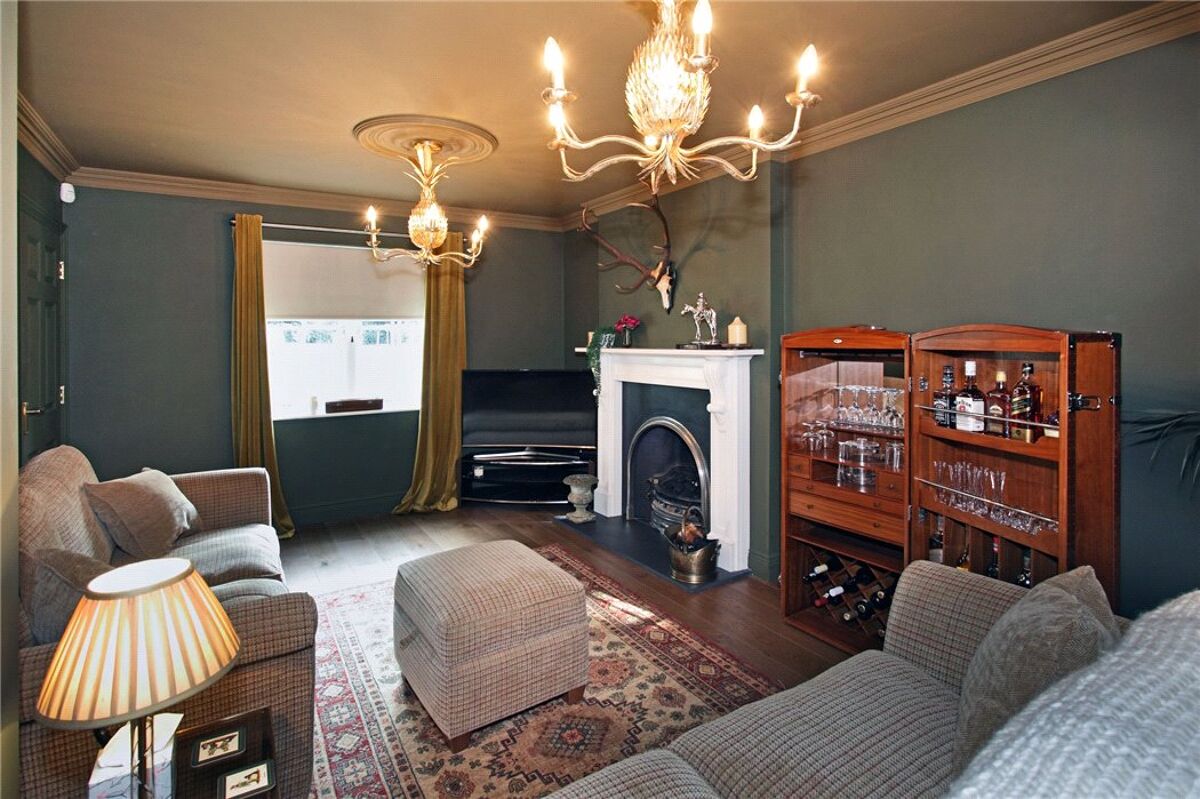 house for sale in Smiths Hill, West Farleigh, Maidstone, Kent, ME15 TNW180002 Knight Frank