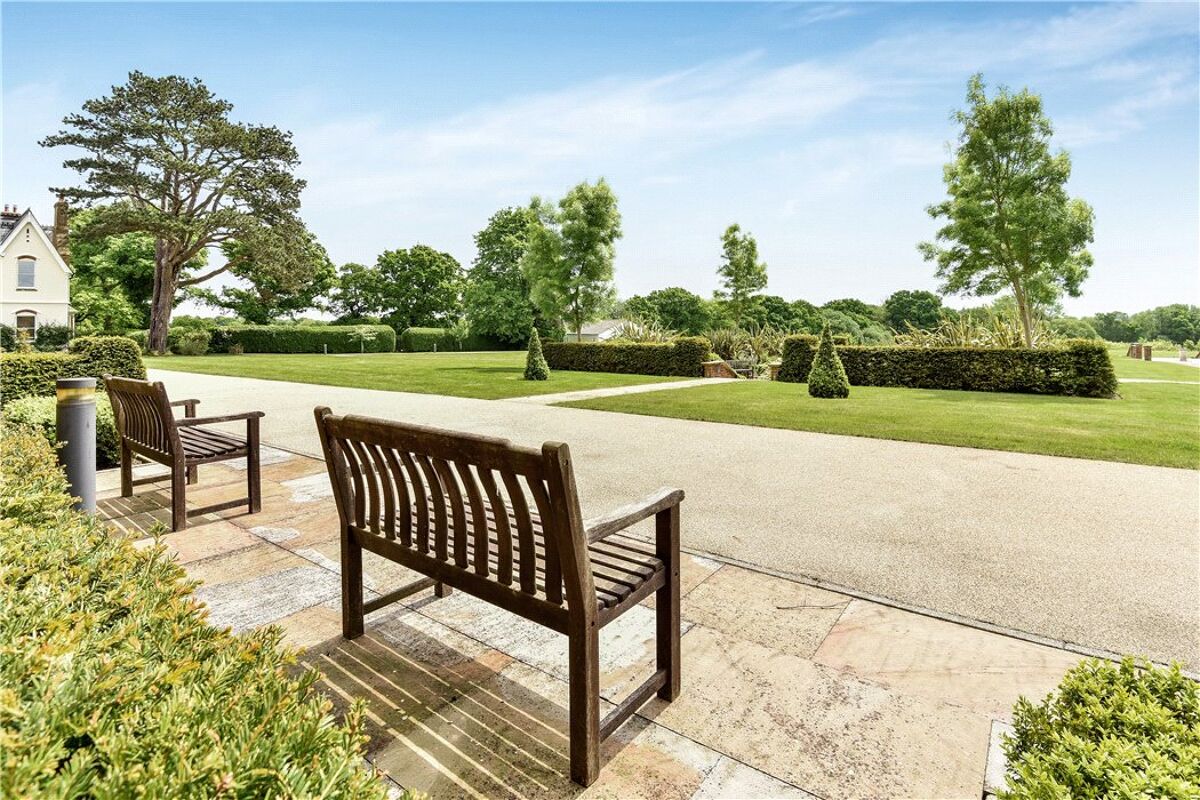 flat for sale in Mayfield Grange, Little Trodgers Lane, Mayfield, East