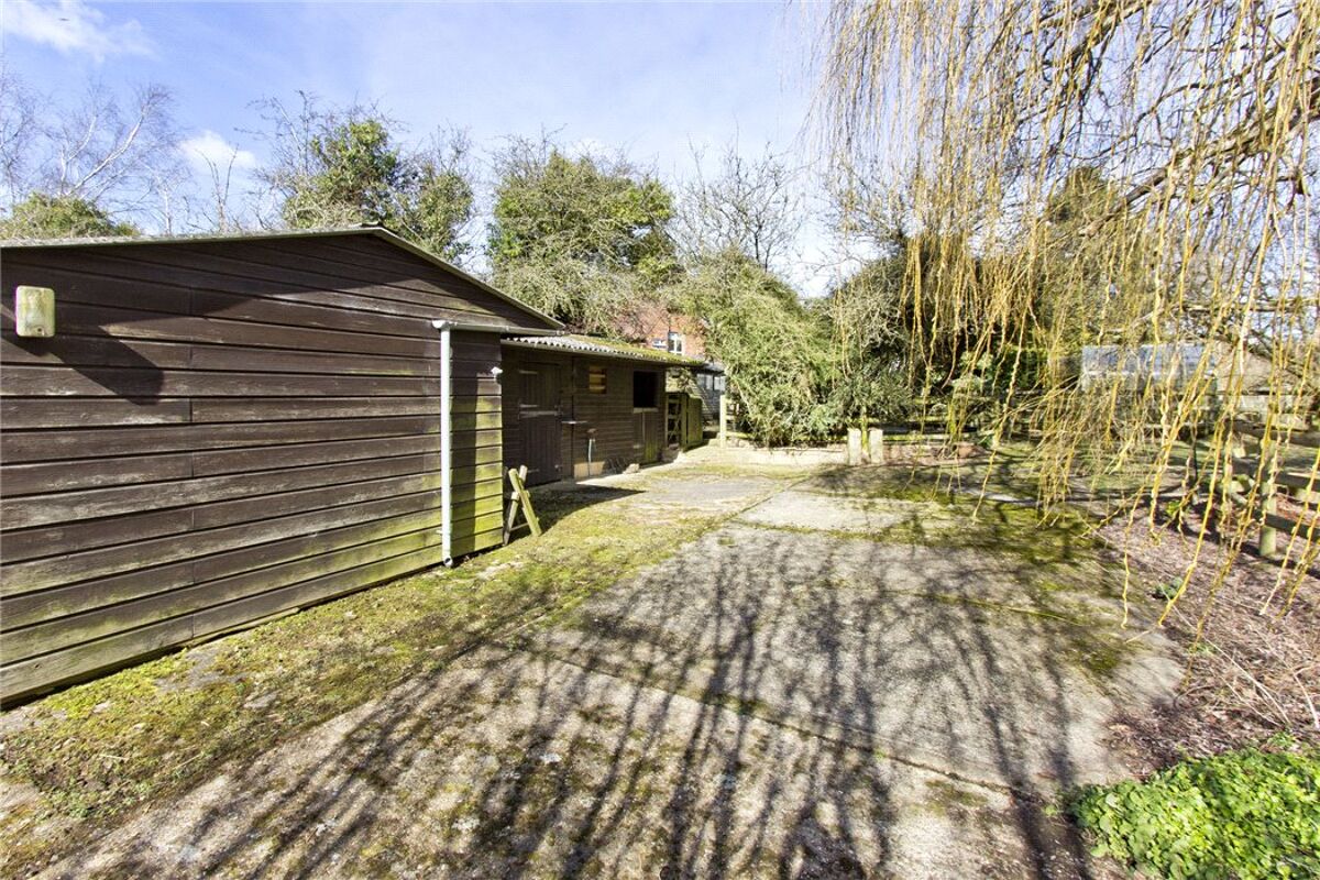 house for sale in Pembury Road, Tonbridge, Kent, TN11 TNW180183 Knight Frank