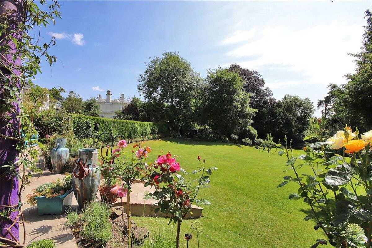 house for sale in Camden Park, Tunbridge Wells, Kent, TN2 TNW180204