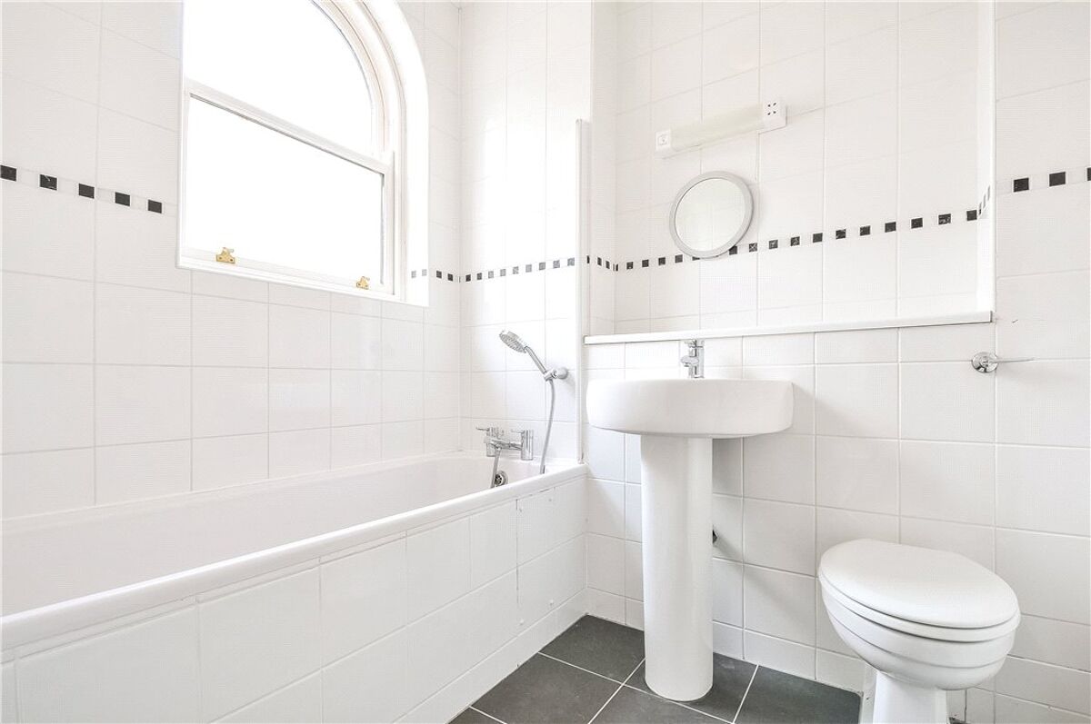 house for sale in Faraday Lodge, Badgers Holt, Tunbridge Wells, Kent