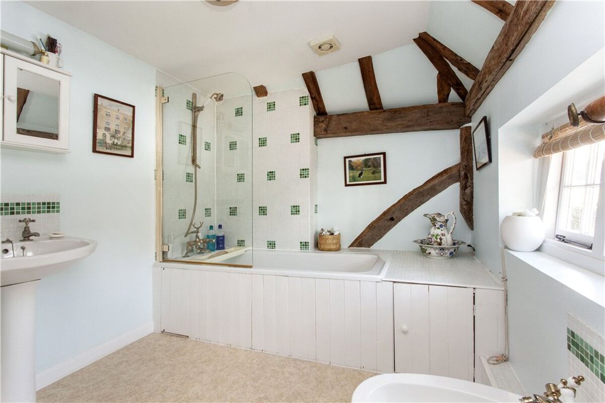 house for sale in Goudhurst Road, Staplehurst, Tonbridge, Kent, TN12