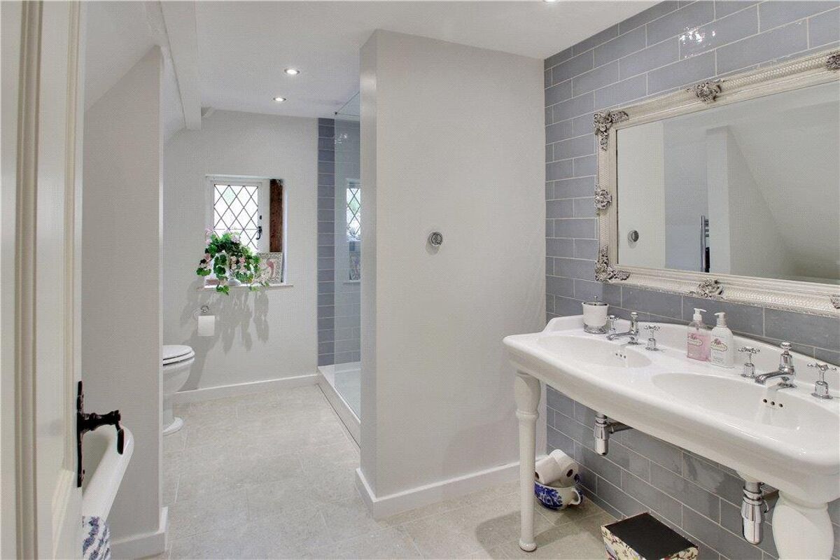 house for sale in Darwell Hill, Netherfield, Battle, East Sussex, TN33