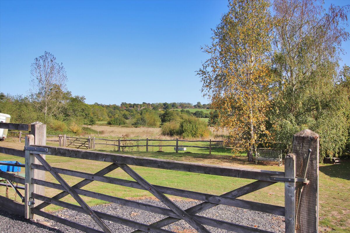 house for sale in Brick Kiln Lane, Horsmonden, Tonbridge, Kent, TN12