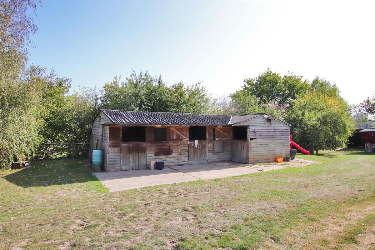 house for sale in Brick Kiln Lane, Horsmonden, Tonbridge, Kent, TN12 TNW190119 Knight Frank