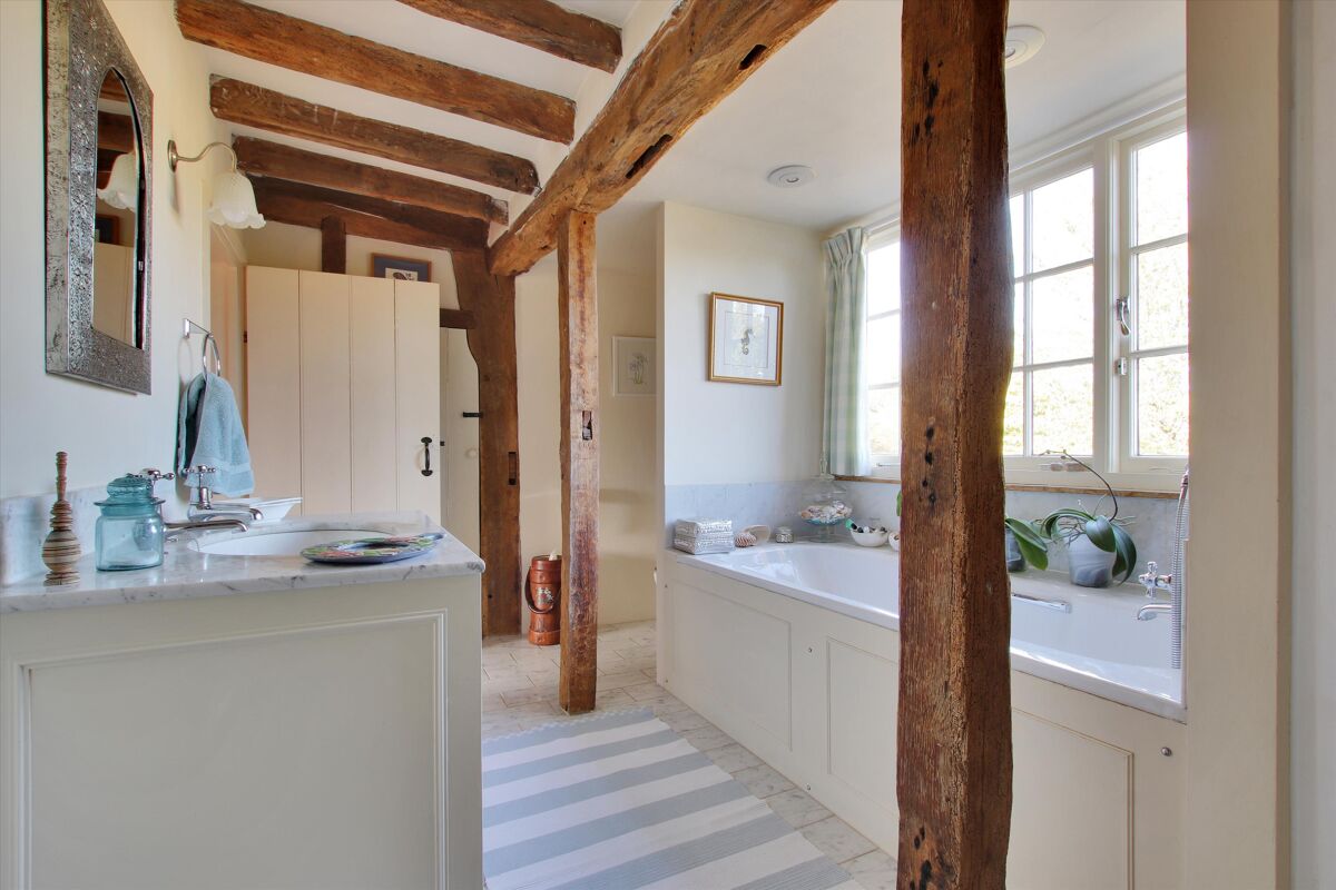 house for sale in Brick Kiln Lane, Horsmonden, Tonbridge, Kent, TN12 TNW190119 Knight Frank