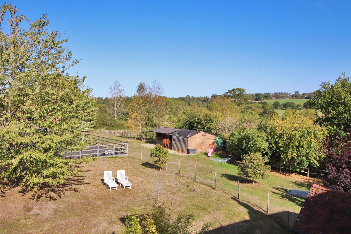 house for sale in Brick Kiln Lane, Horsmonden, Tonbridge, Kent, TN12