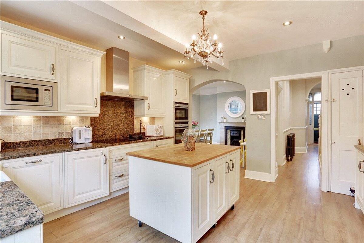 house for sale in Mountfield Gardens, Tunbridge Wells, TN1 TNW190221