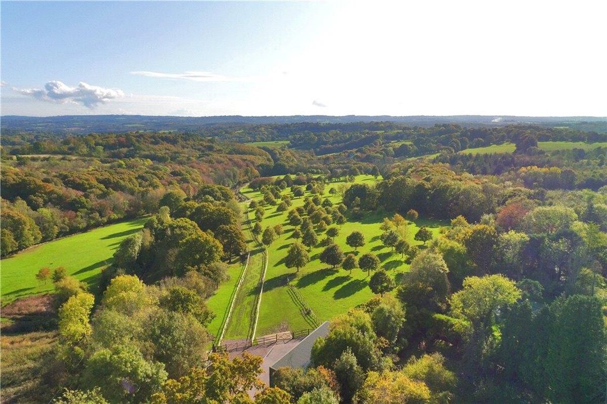 house for sale in Mayfield Lane, Wadhurst, East Sussex, TN5 TNW190262