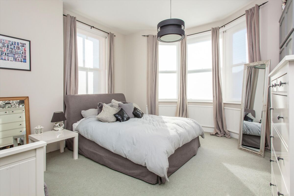 house for sale in Guildford Road, Tunbridge Wells, Kent, TN1