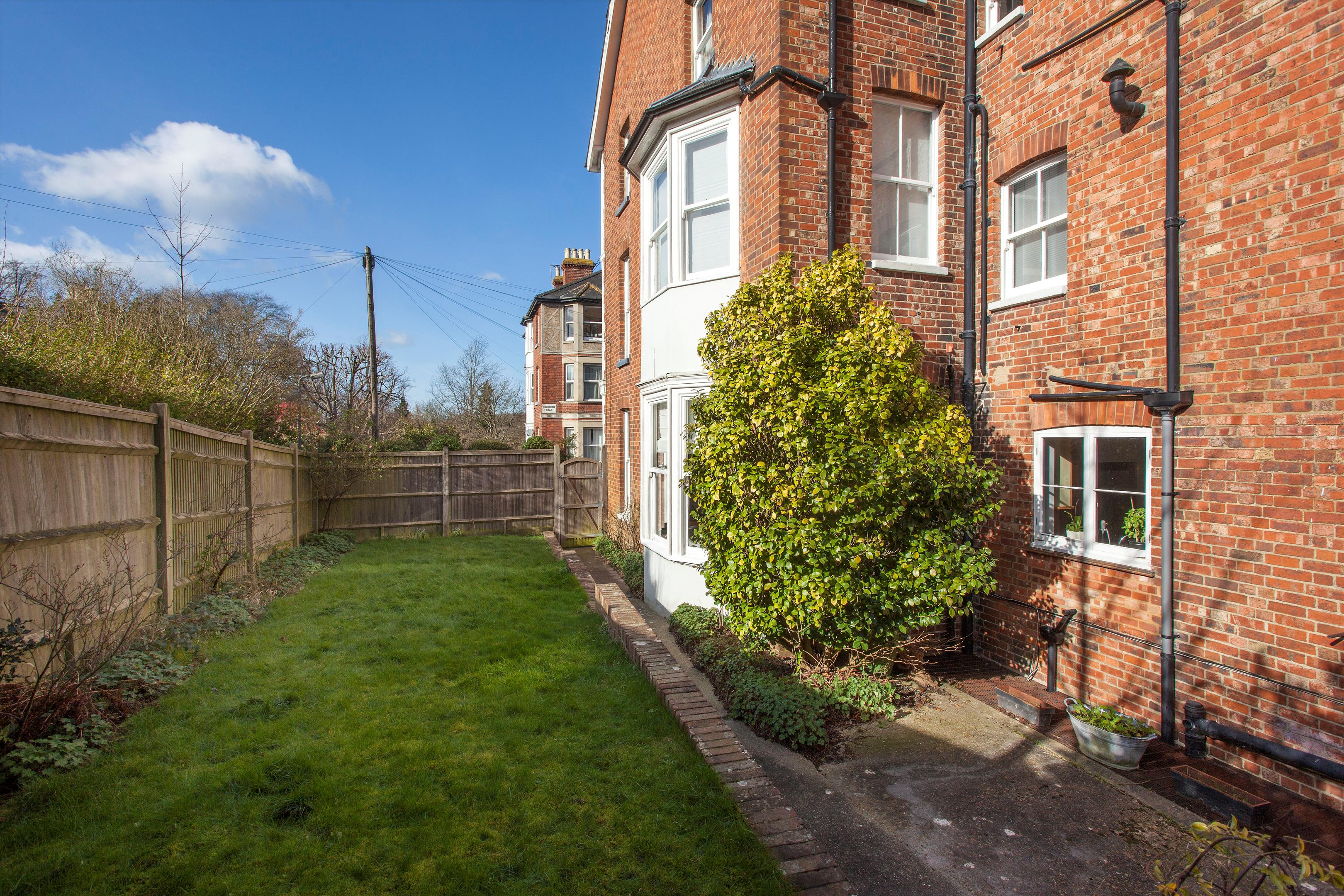 house for sale in Guildford Road, Tunbridge Wells, Kent, TN1