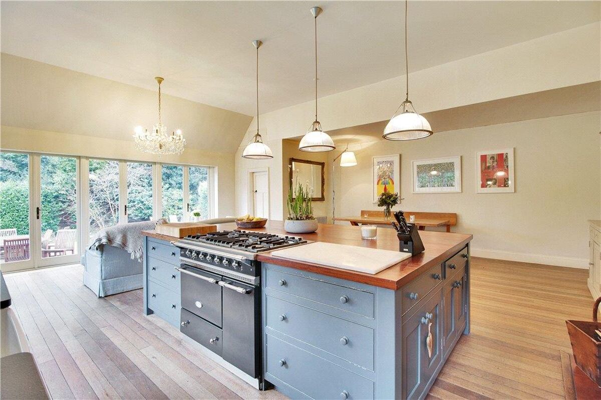 house for sale in Upper Cumberland Walk, Tunbridge Wells, Kent, TN2