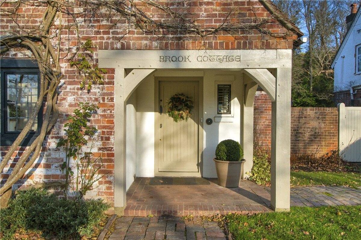 house for sale in Upper Cumberland Walk, Tunbridge Wells, Kent, TN2