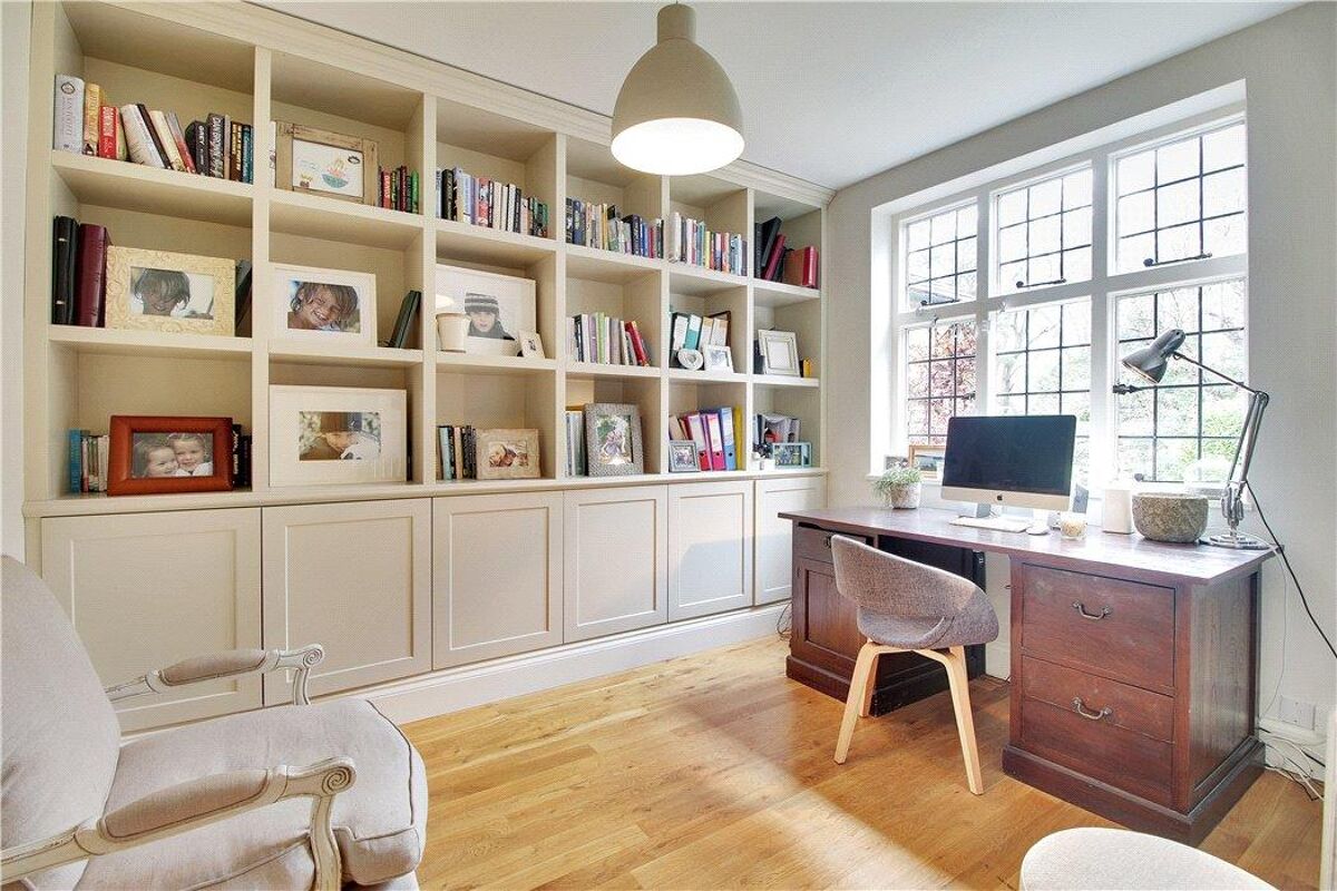 house for sale in Upper Cumberland Walk, Tunbridge Wells, Kent, TN2