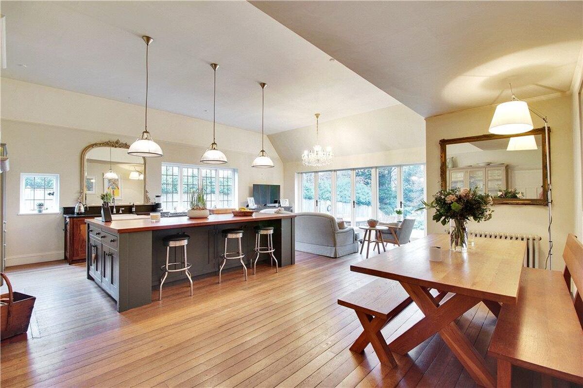 house for sale in Upper Cumberland Walk, Tunbridge Wells, Kent, TN2