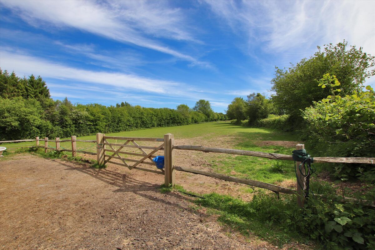 farmhouse for sale in Cousley Wood, Wadhurst, East Sussex, TN5 TNW200013 Knight Frank