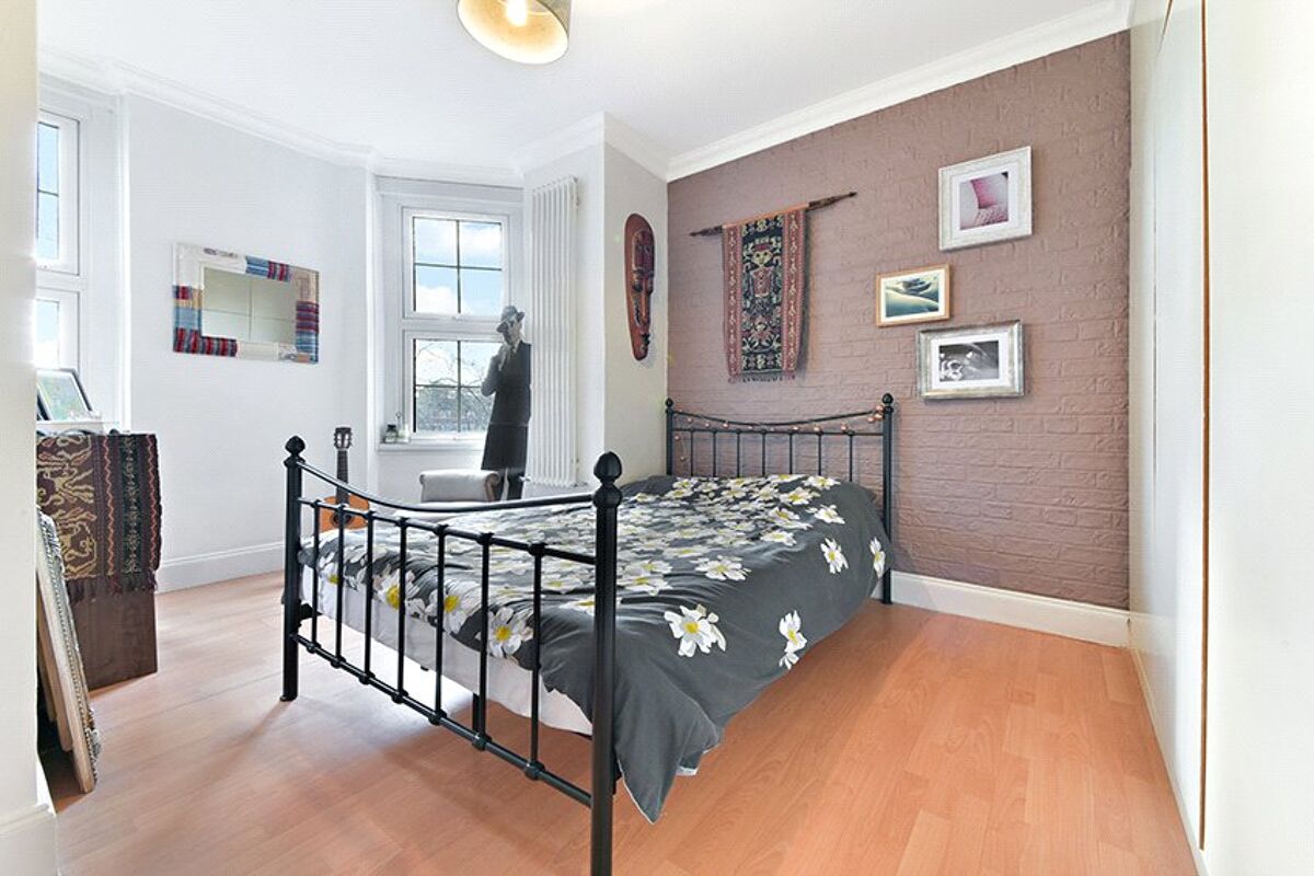 flat for sale in Devon Mansions, Tooley Street, London, SE1 TWB170039