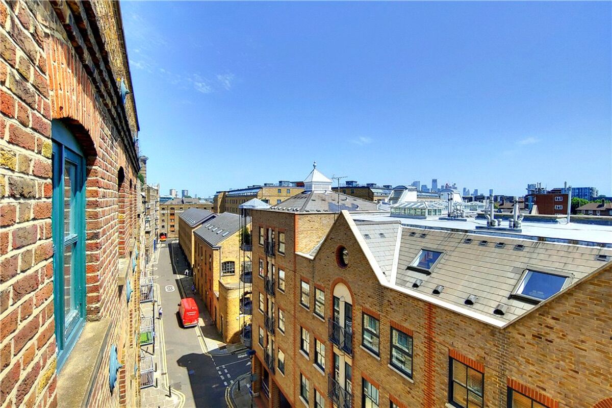 flat for sale in Vogans Mill Wharf, 17 Mill Street, Shad Thames, London