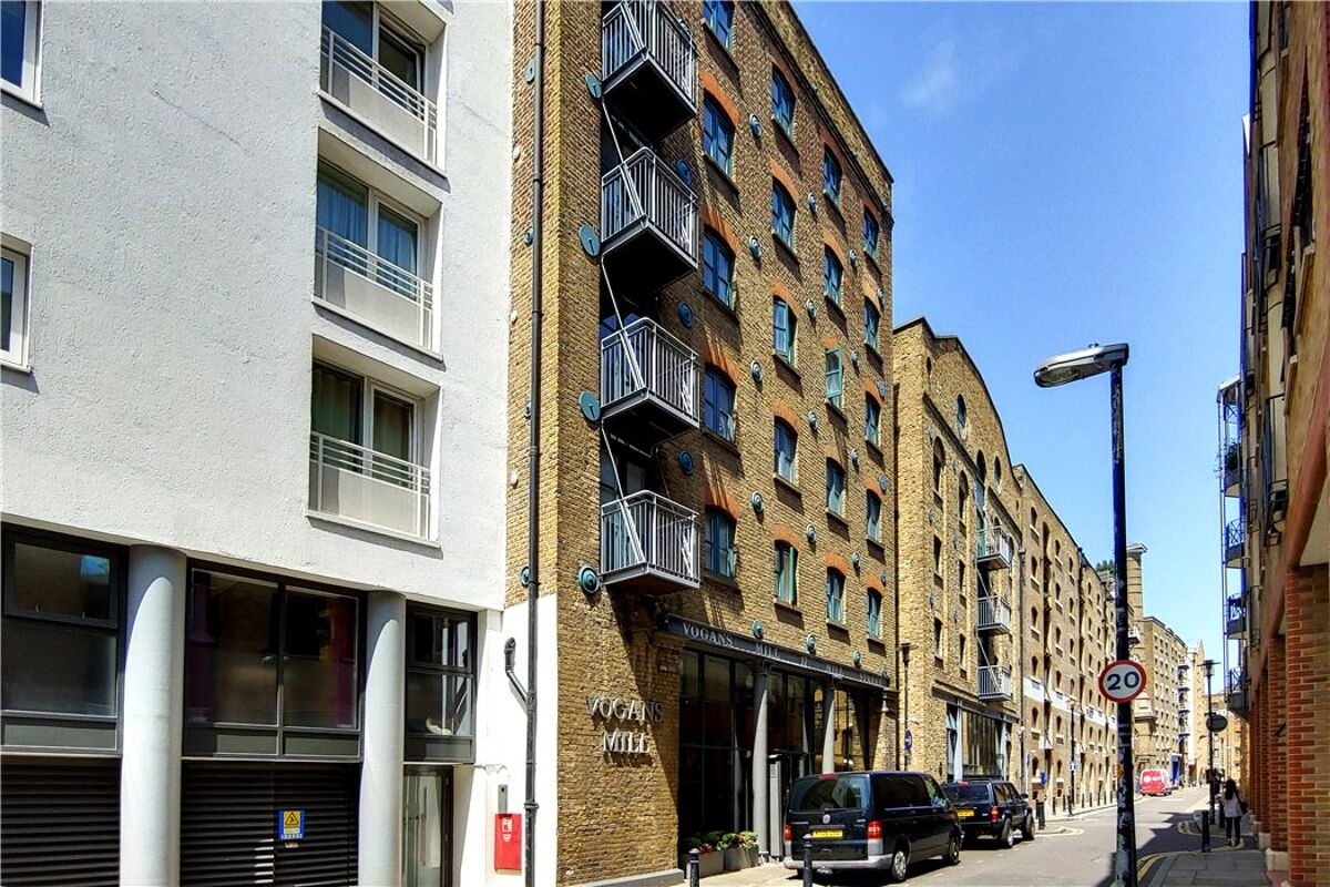 flat for sale in Vogans Mill Wharf, 17 Mill Street, Shad Thames, London