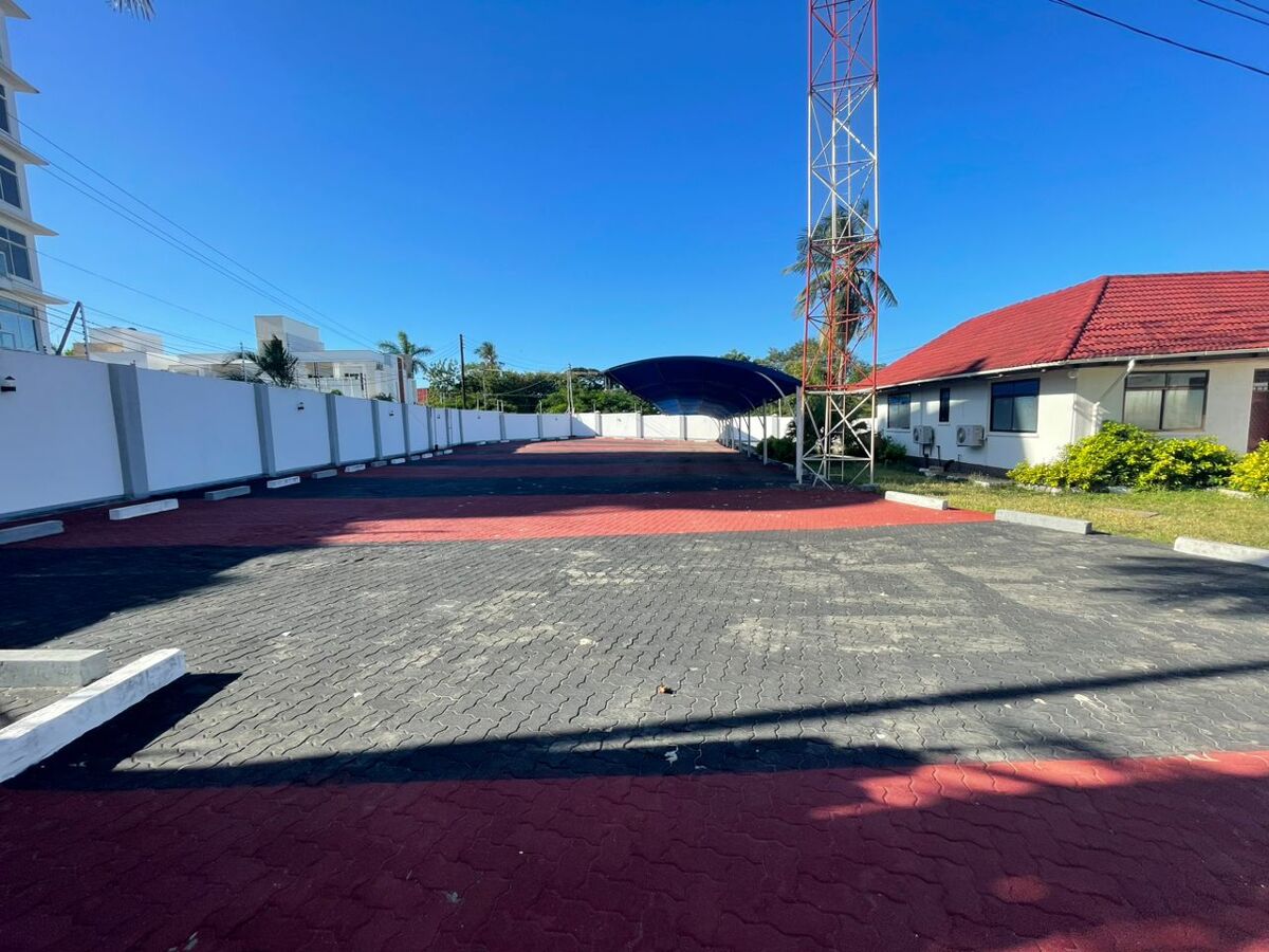 House to rent in House no.1, Junction of Msasani Road and Mzinga Way