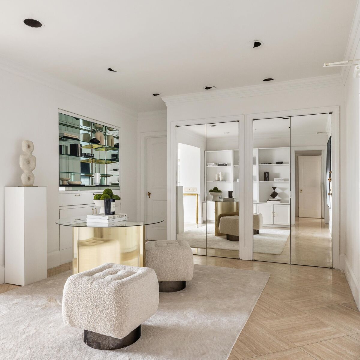 cooperative for sale in Hampshire House, 150 CENTRAL PARK S, 1904