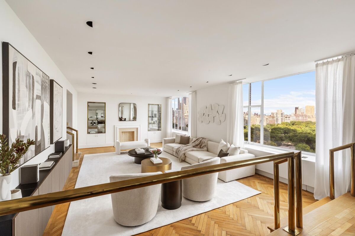 cooperative for sale in Hampshire House, 150 CENTRAL PARK S, 1904