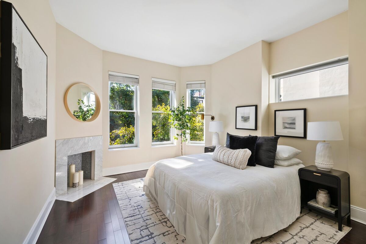 condominium for sale in 252 GATES AVE, 2 BedfordStuyvesant, New York