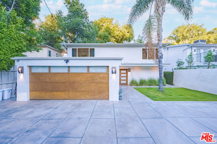 Picture of 4444 Canoga Ave - Woodland Hills, California