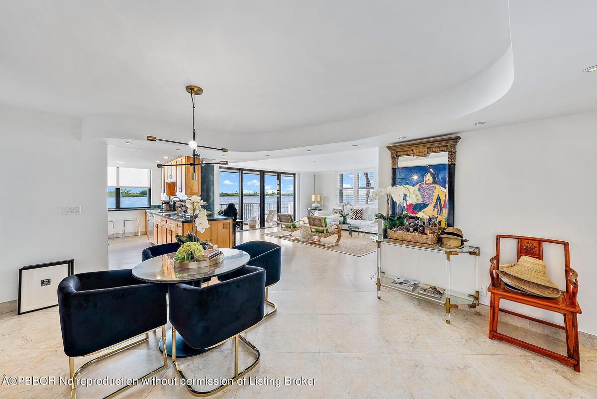 condominium for sale in 2860 S Ocean Boulevard, 106 Palm Beach
