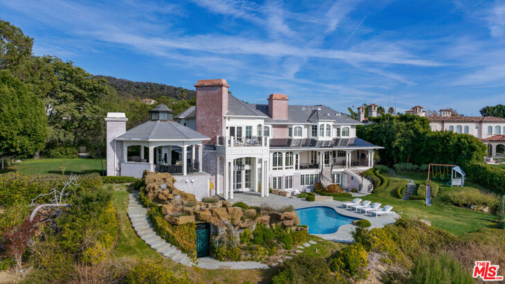 Picture of 16258 Shadow Mountain Dr - Pacific Palisades, California