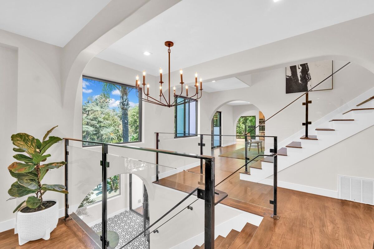 house for sale in 3236 Primera Ave Hollywood Hills East, California