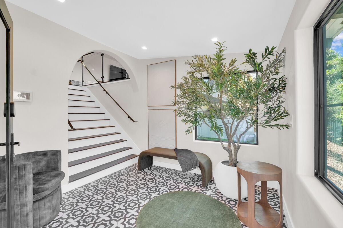 house for sale in 3236 Primera Ave Hollywood Hills East, California