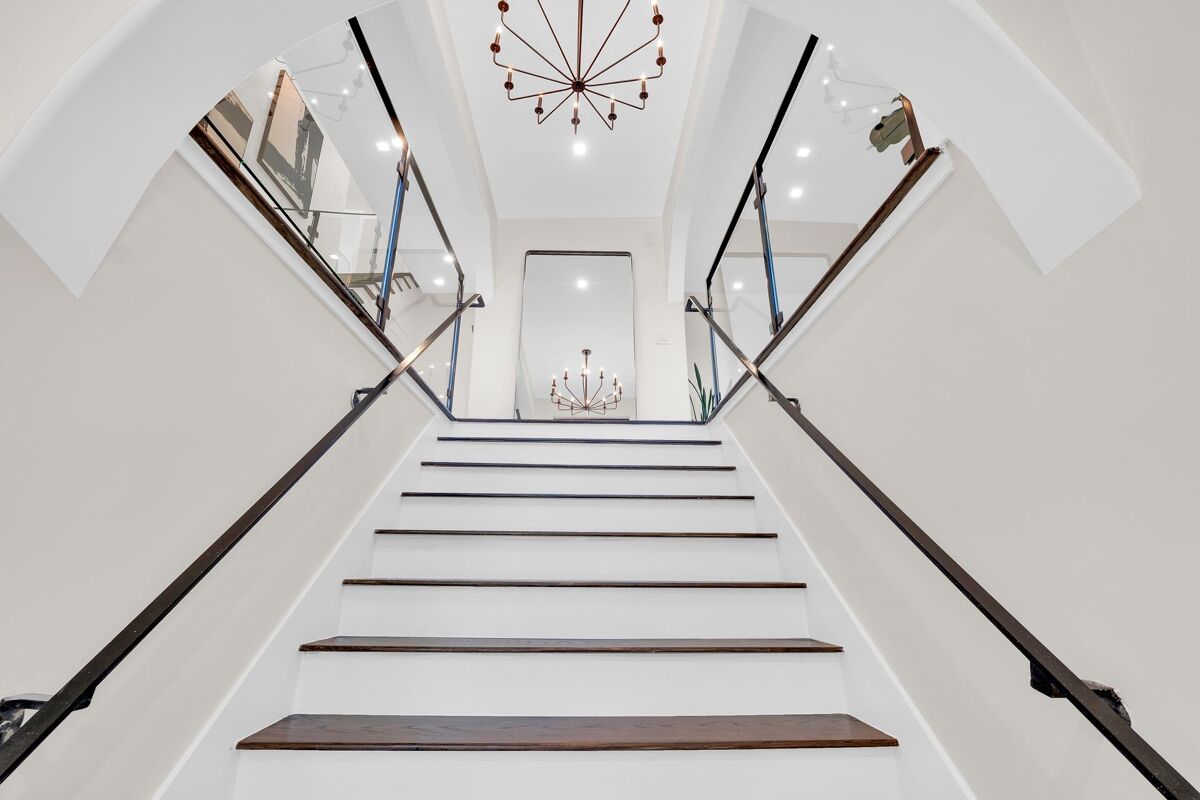 house for sale in 3236 Primera Ave Hollywood Hills East, California