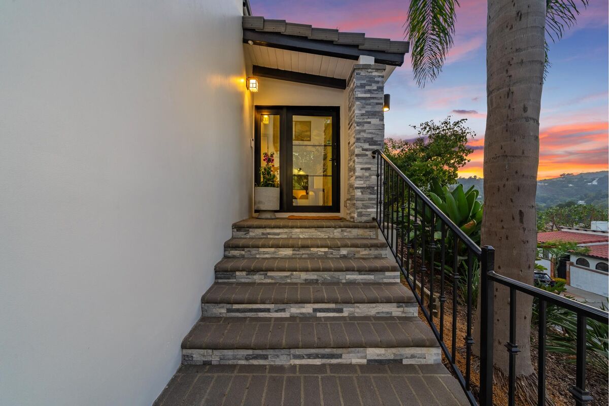 house for sale in 3236 Primera Ave Hollywood Hills East, California