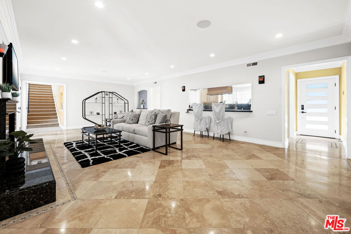 house for sale in 2563 Hutton Dr Beverly Hills Post Office