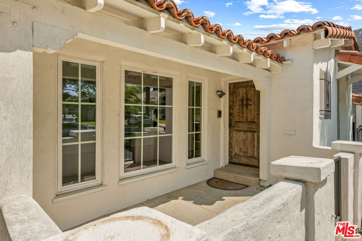 apartment to rent in 2026 Glendon Ave Westwood / Century City