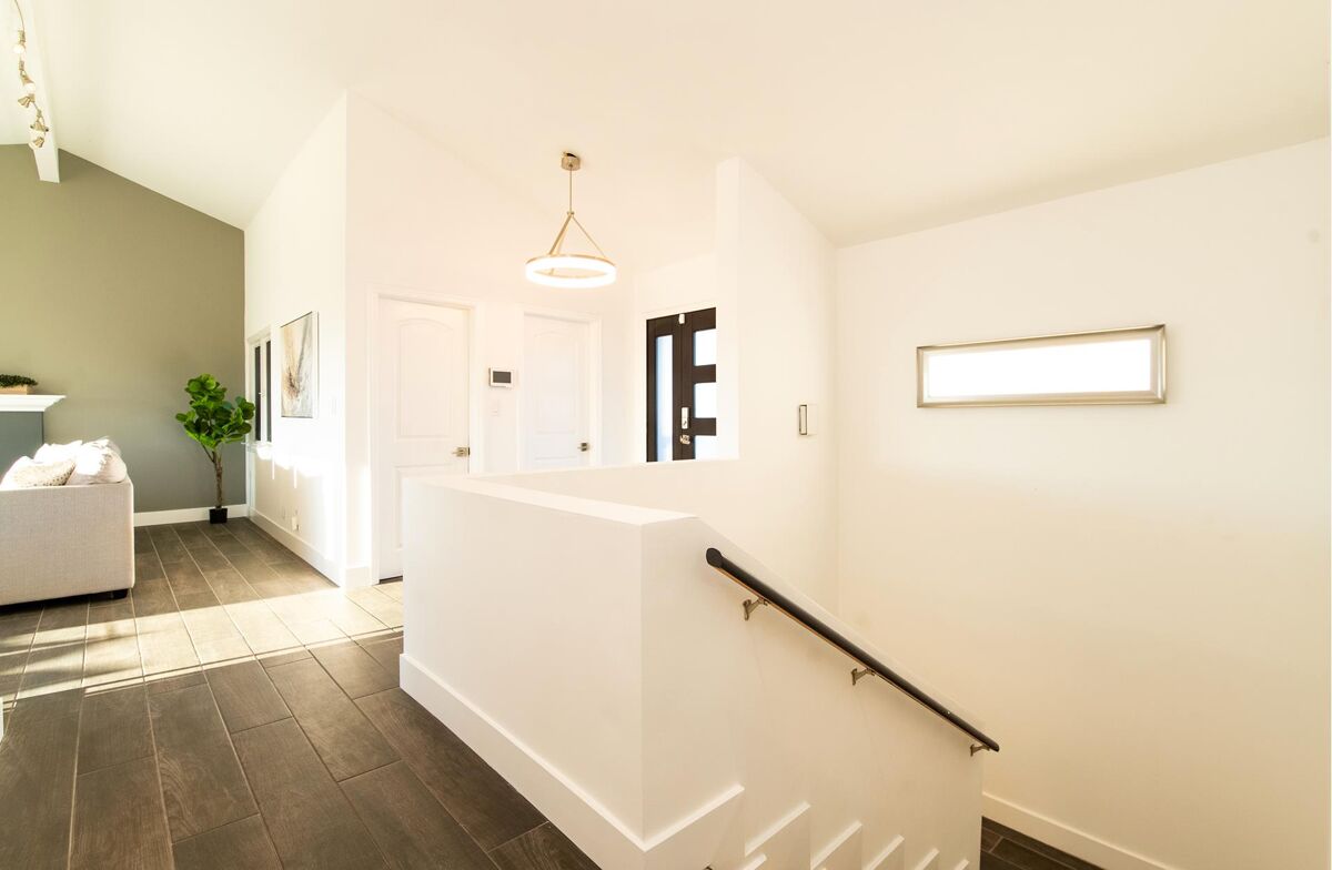 house for sale in 5023 Cerrillos Dr Woodland Hills, California