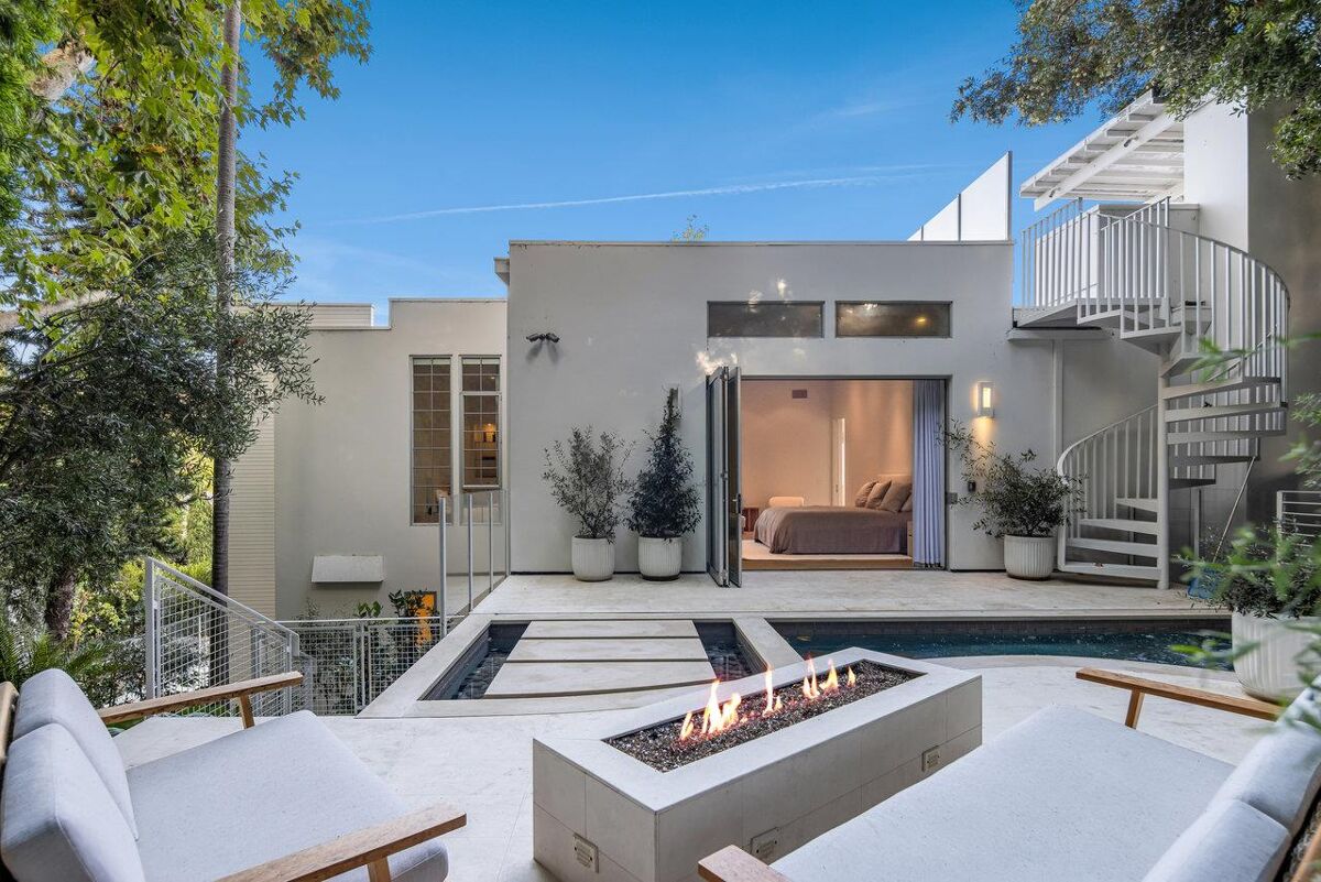 house for sale in 309 E Rustic Rd Pacific Palisades, California