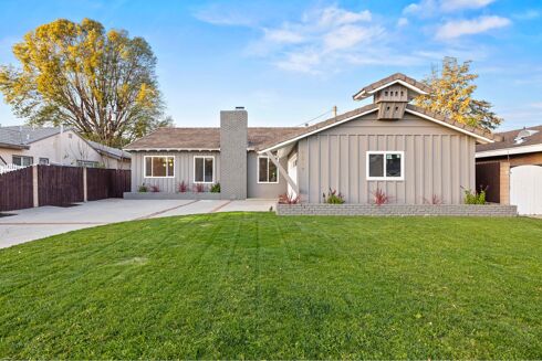 Picture of 3 bedroom house for sale.