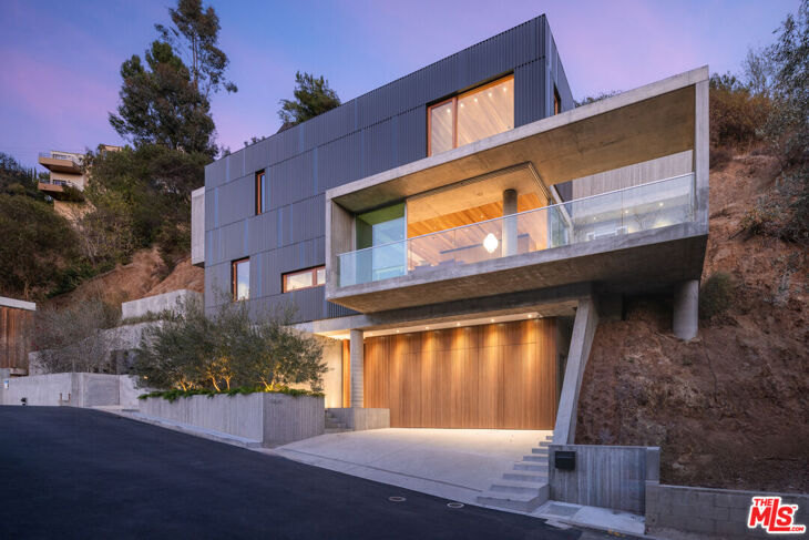 Picture of 5819 Cazaux Dr - Los Feliz, California