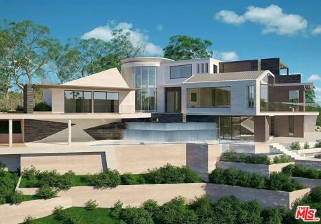 Picture of 4 bedroom house for sale.