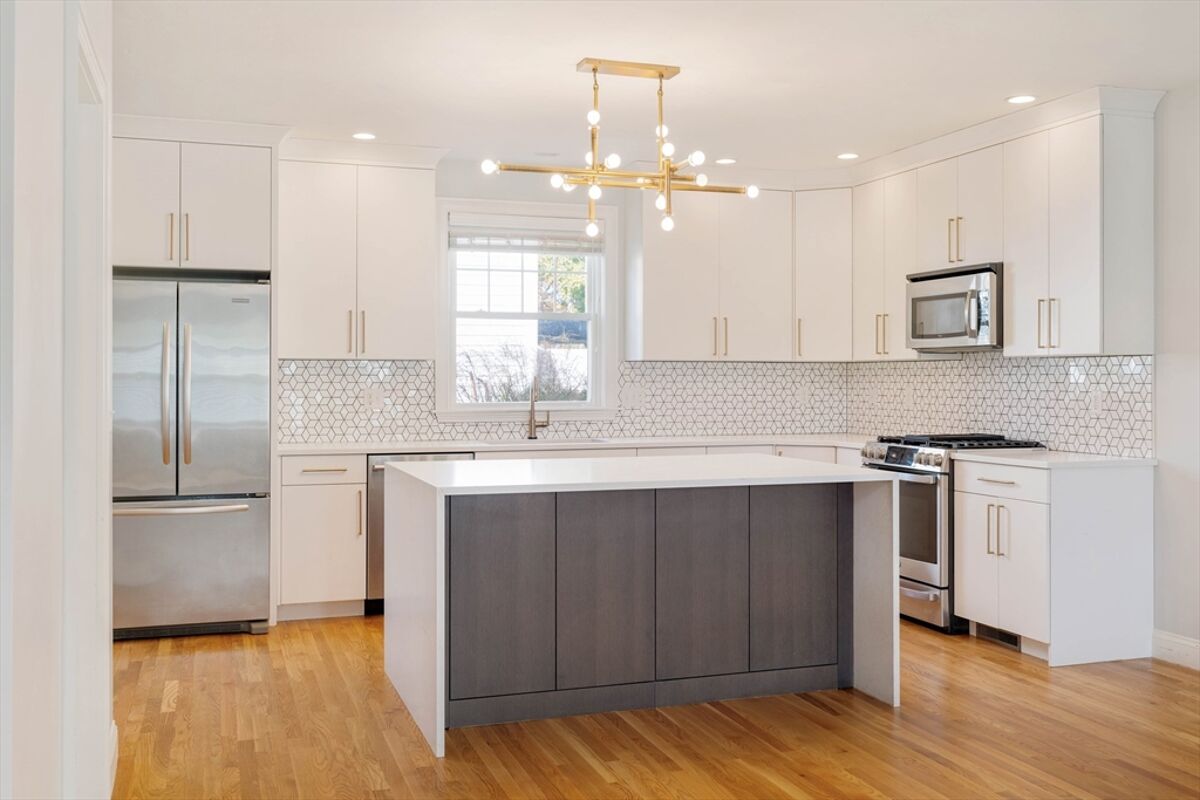 condominium for sale in 12 Lincoln St, 2 Natick, MA us73303884